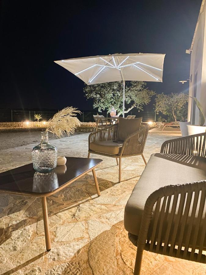 Enjoytrulli - Countryside Vila Noci Exterior foto