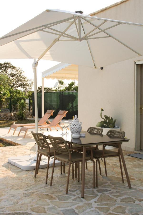 Enjoytrulli - Countryside Vila Noci Exterior foto